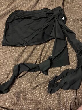 SHEIN Black Mini Skirt with Long Sash Tie